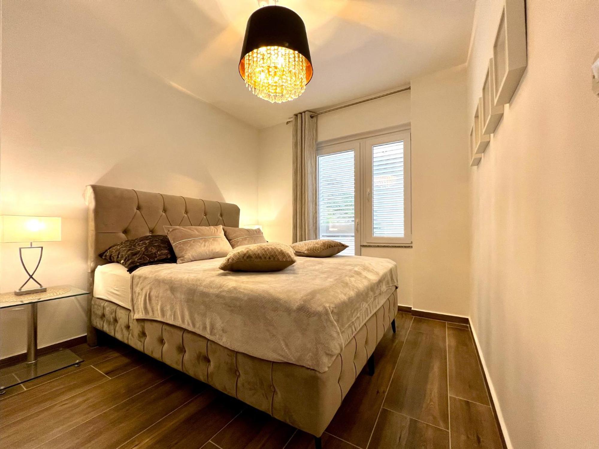 Villa Olivija-Direkt Am Strand! Stara Novalja Extérieur photo